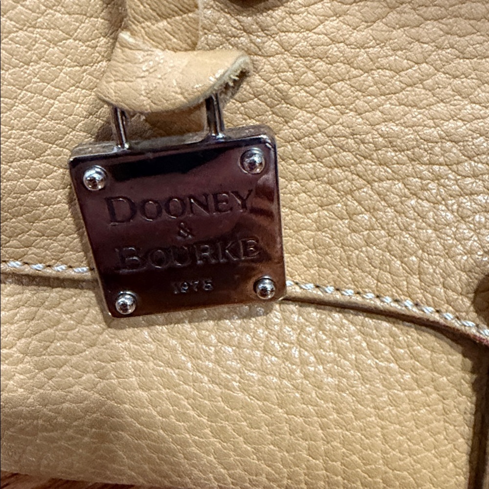 Rare vintage Dooney & Bourke Leather Handbag Made in Italy Satchel - Picture 3 of 14